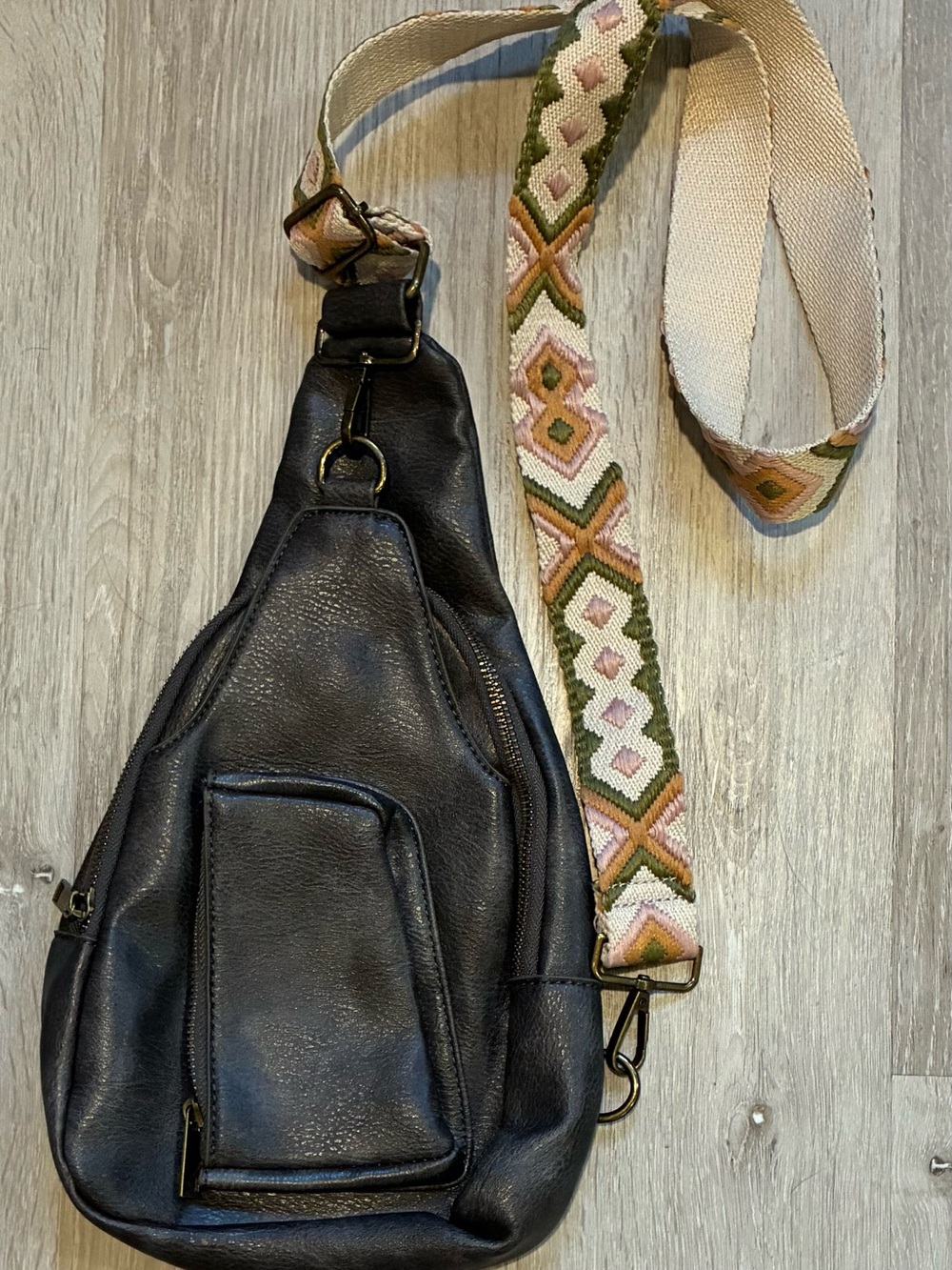 Green Vegan Leather Crossbody Sling Bag with Patterned Strap
